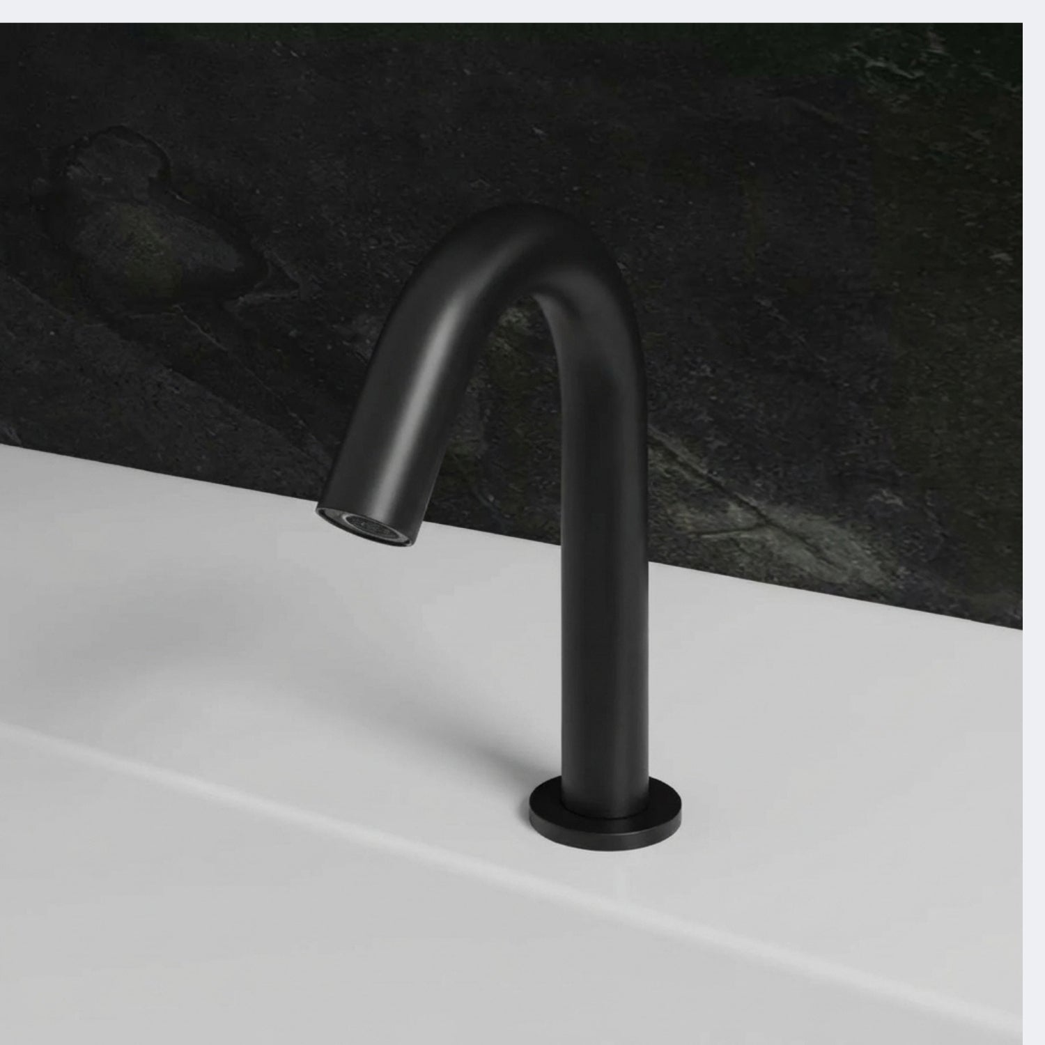 ET08VSBE Curve-Neck Automatic Sensor Faucet with Dual Power