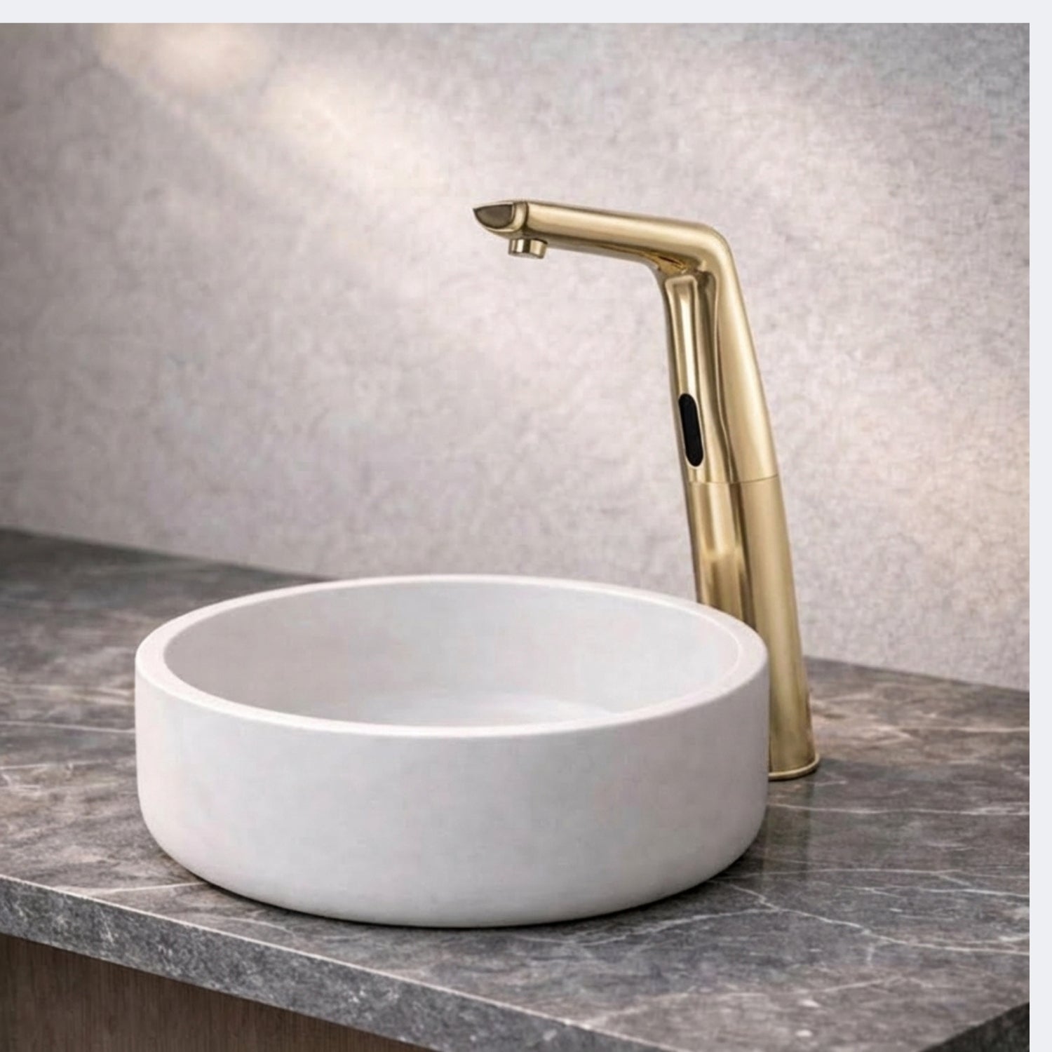 ET14LBE Extended-Reach Automatic Sensor Faucet with Dual Power